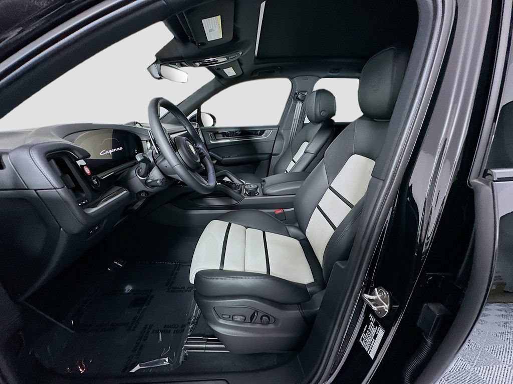New 2026 Porsche Cayenne AWD/4WD image 5
