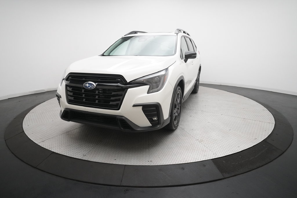Used 2023 Subaru Ascent Onyx Edition AWD/4WD image 12