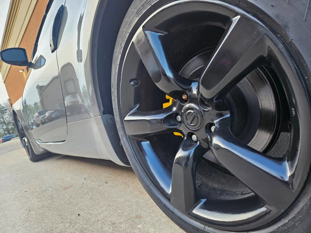 Used 2006 Nissan 350Z Touring image 9