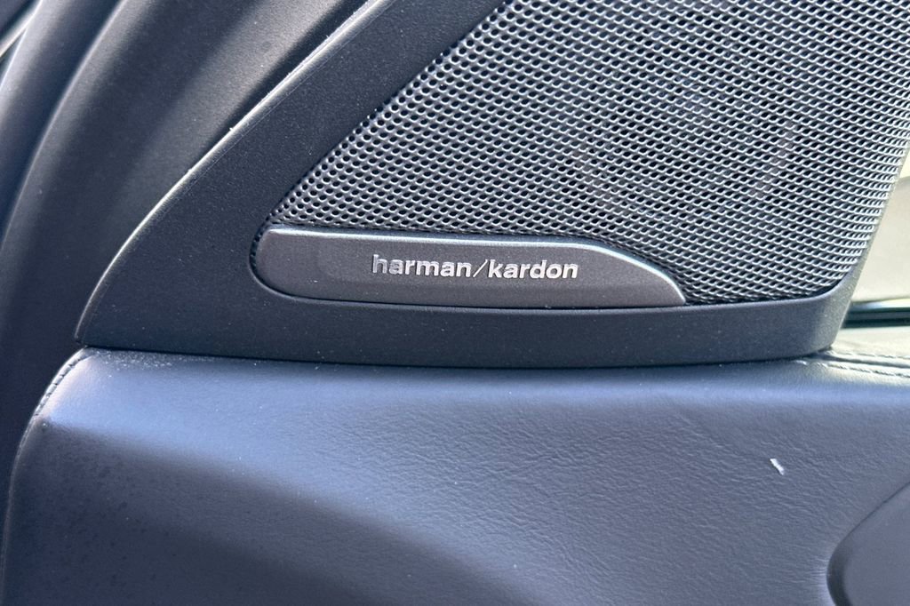 Used 2021 BMW X6 M w/ Executive Package image 20