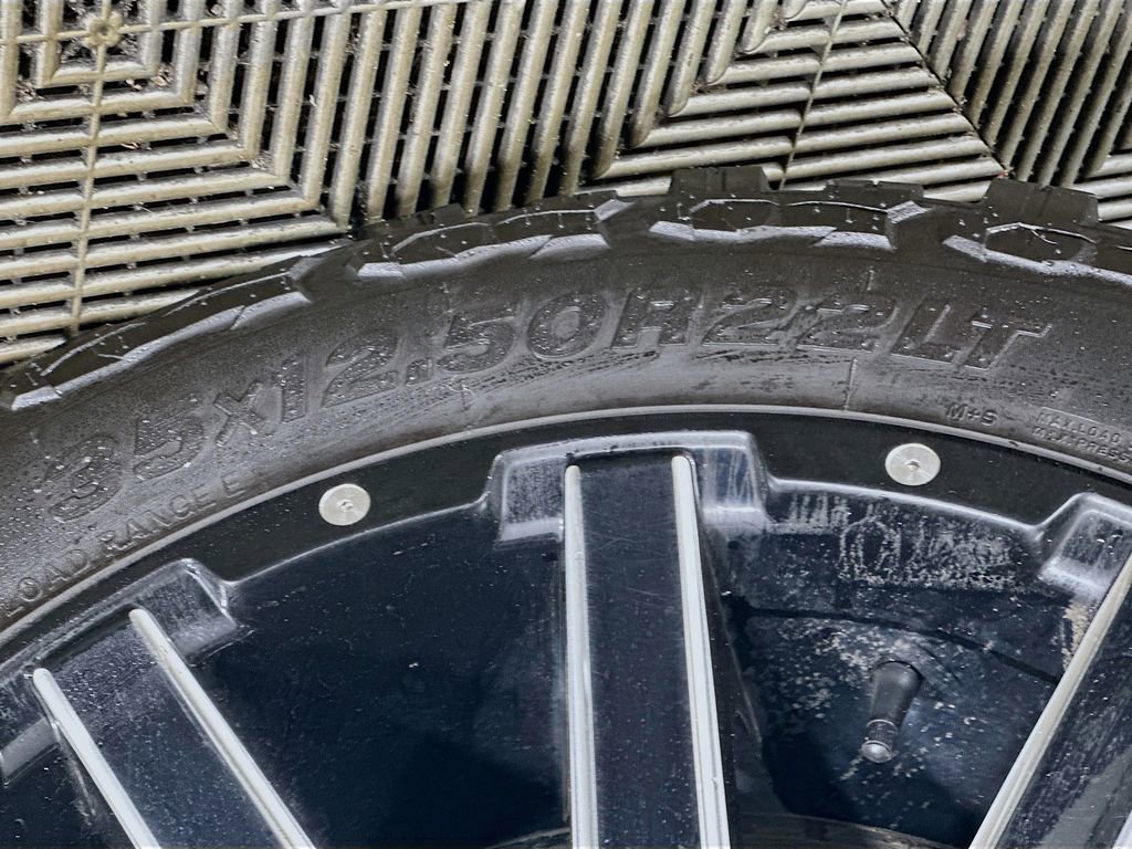 Used 2020 GMC Sierra 1500 SLT w/ SLT Premium Plus Package image 34