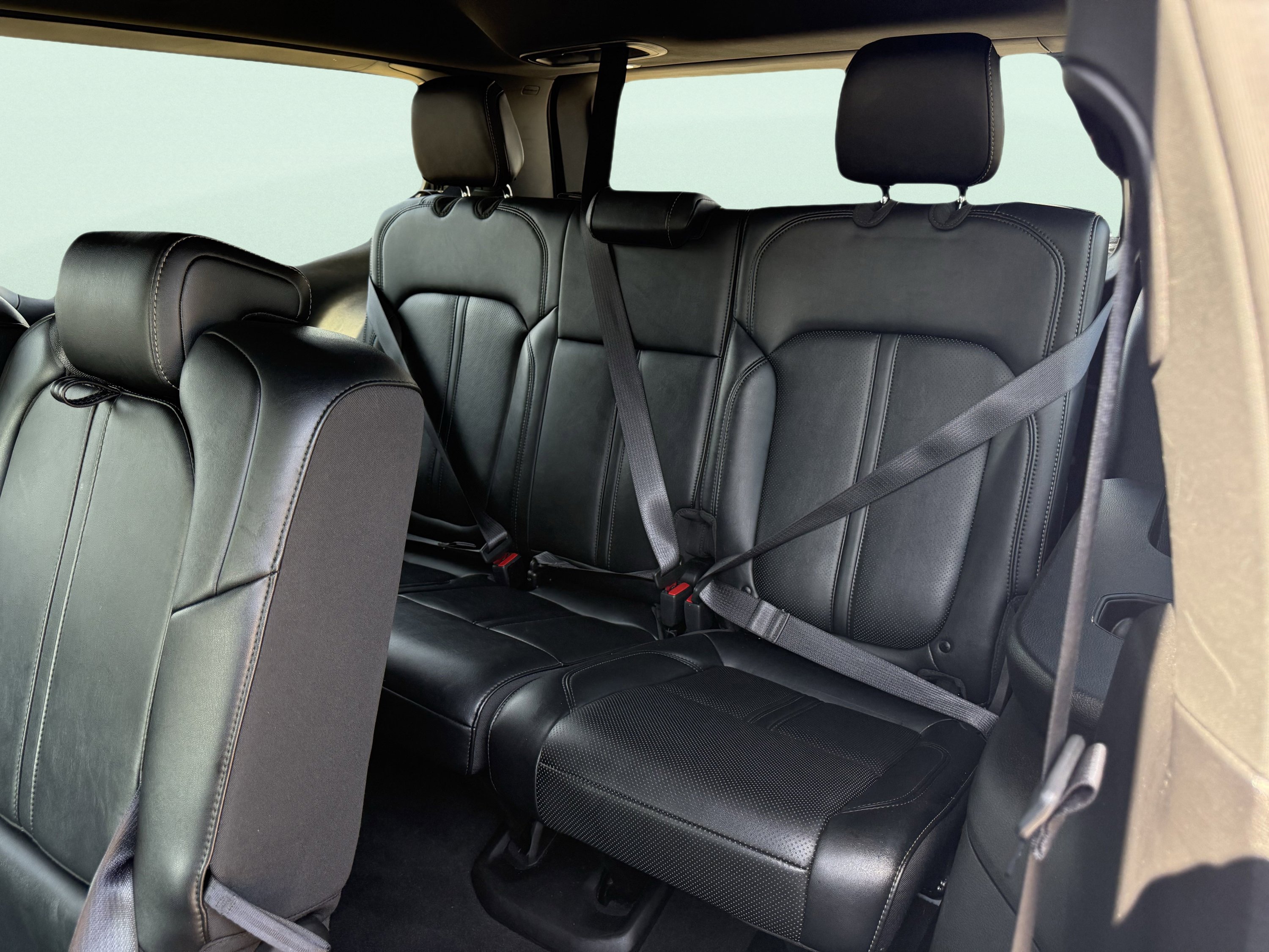 Used 2024 Jeep Wagoneer Series II w/ Flexible Seating Group image 44