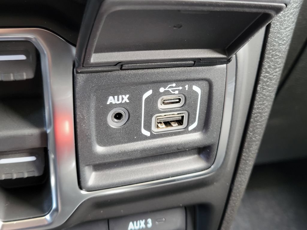 New 2026 Jeep Gladiator Sport AWD/4WD image 12