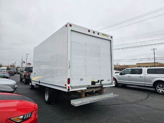 Used 2022 GMC Savana 4500 4500 Van 177 w/ Power Convenience Package RWD image 7