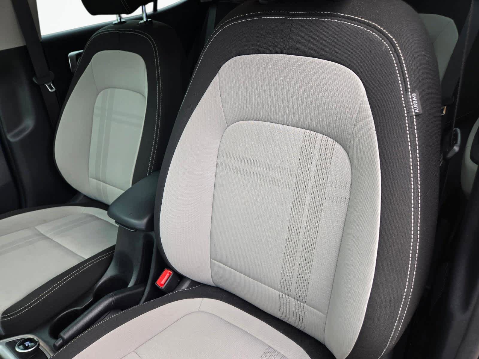 Certified 2023 Hyundai Venue SEL FWD image 16
