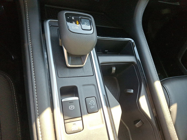 Certified 2024 Nissan Pathfinder SL image 16