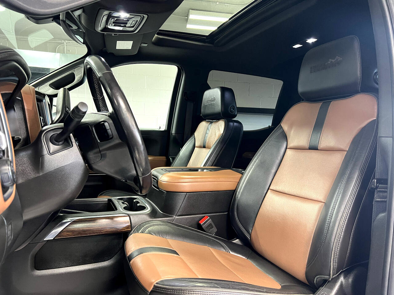 Used 2019 Chevrolet Silverado 1500 High Country image 37