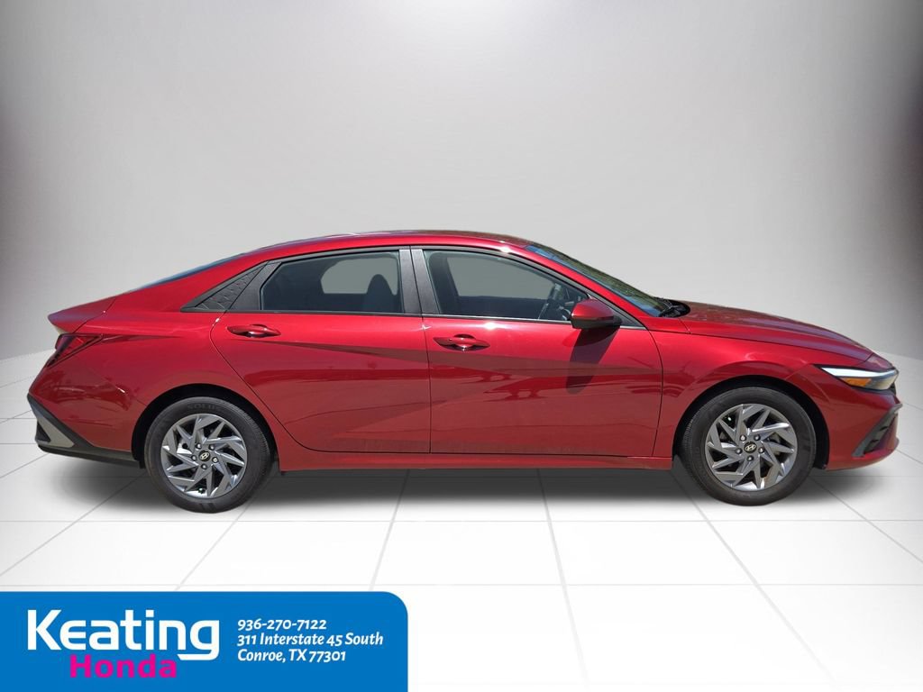 Used 2024 Hyundai Elantra SEL FWD image 9