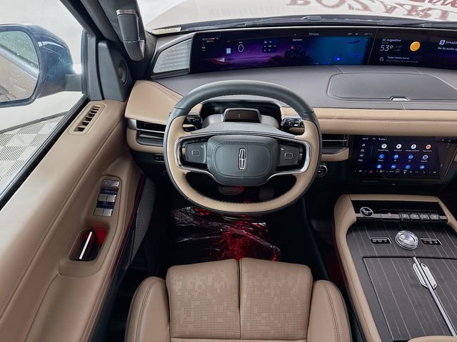 New 2025 Lincoln Navigator L Black Label AWD/4WD image 24