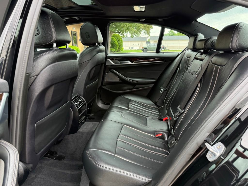 Used 2019 BMW 540i xDrive AWD/4WD image 12