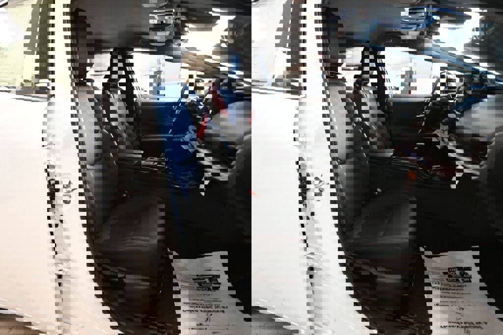 New 2026 Toyota Prius Plug-In Hybrid image 14