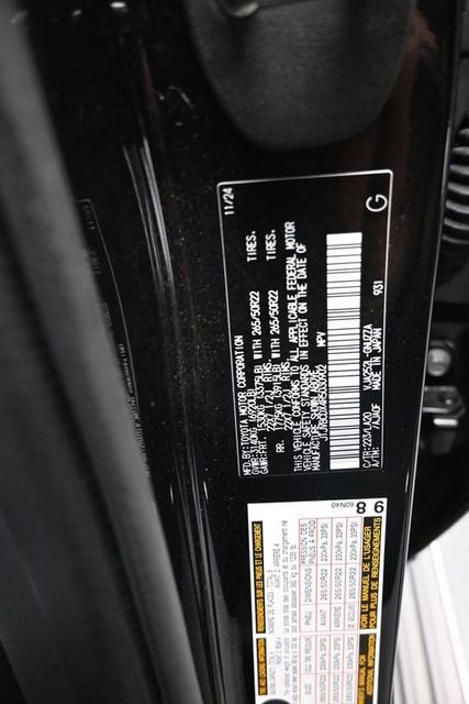 Used 2024 Lexus GX 550 w/ Accessory Package (Z1) image 15