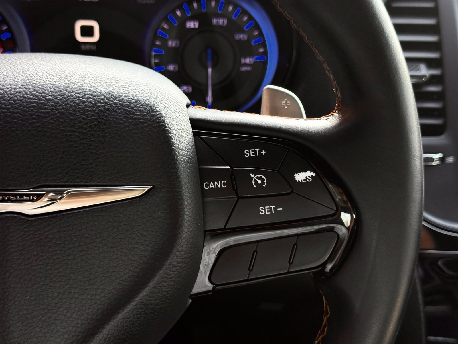 Used 2016 Chrysler 300 S RWD image 35
