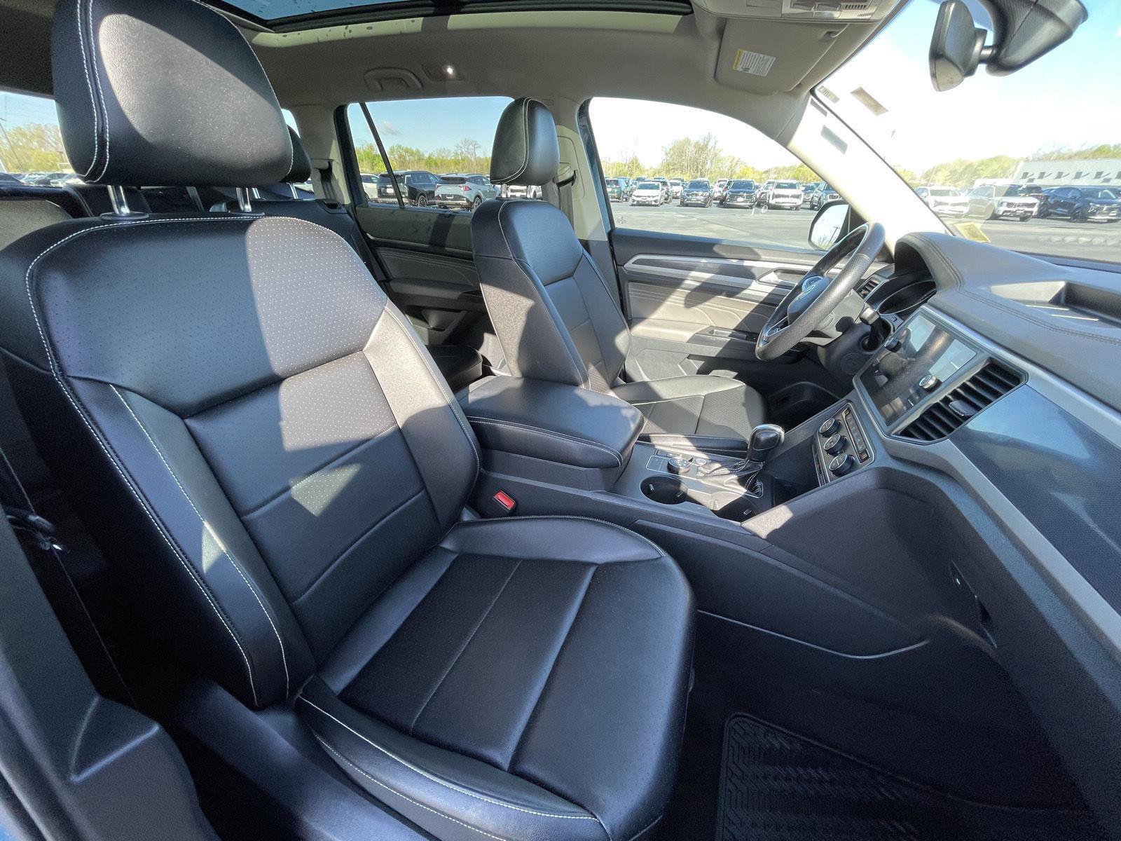 Used 2021 Volkswagen Atlas SE w/ Panoramic Sunroof Package AWD/4WD image 23