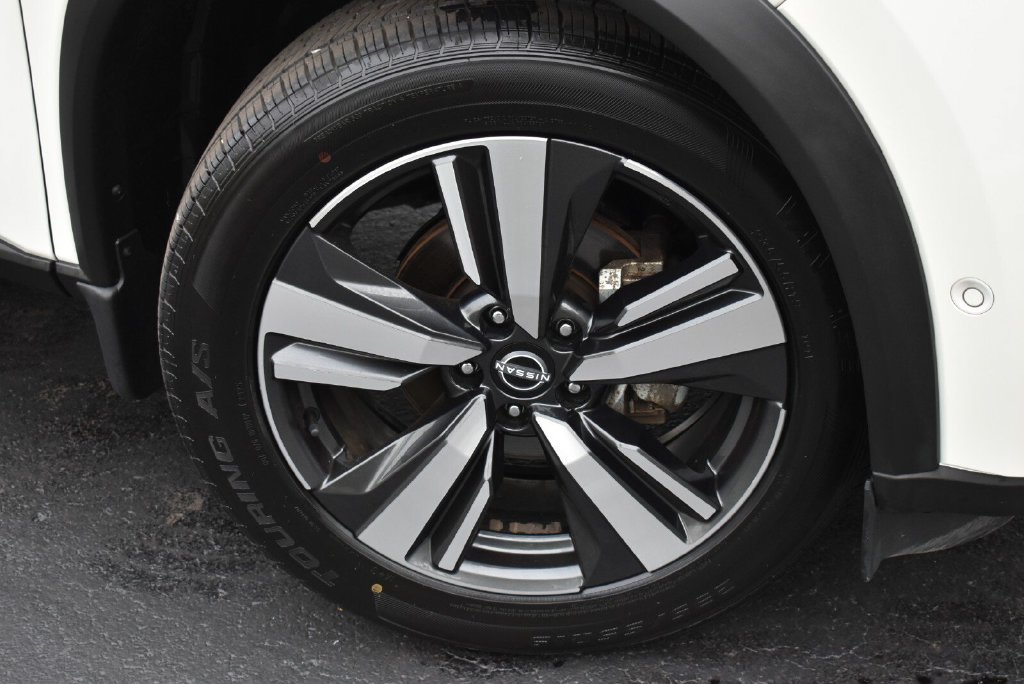 Used 2023 Nissan Rogue SL w/ SL Premium Package AWD/4WD image 5