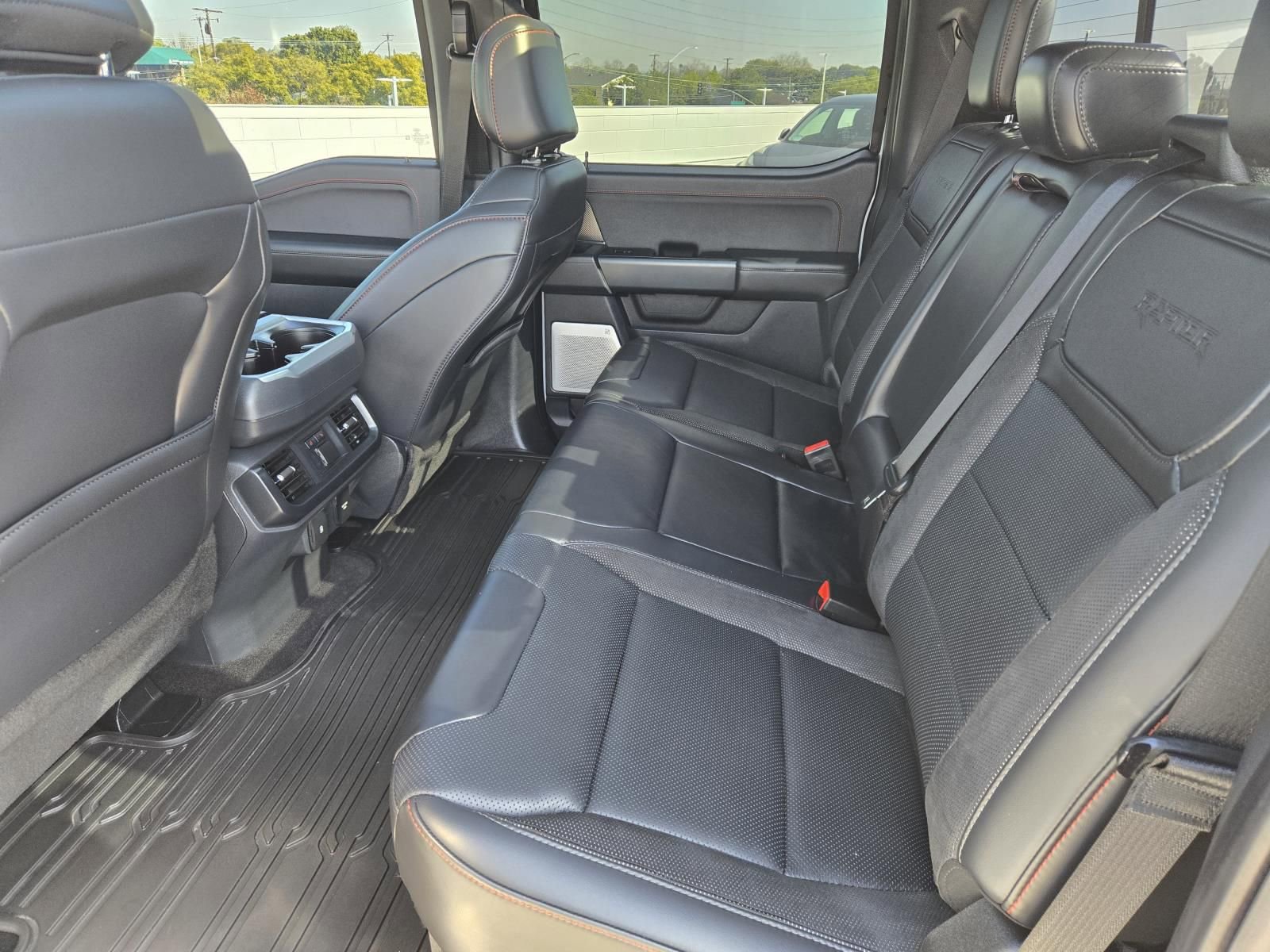 Used 2025 Ford F150 Raptor image 28