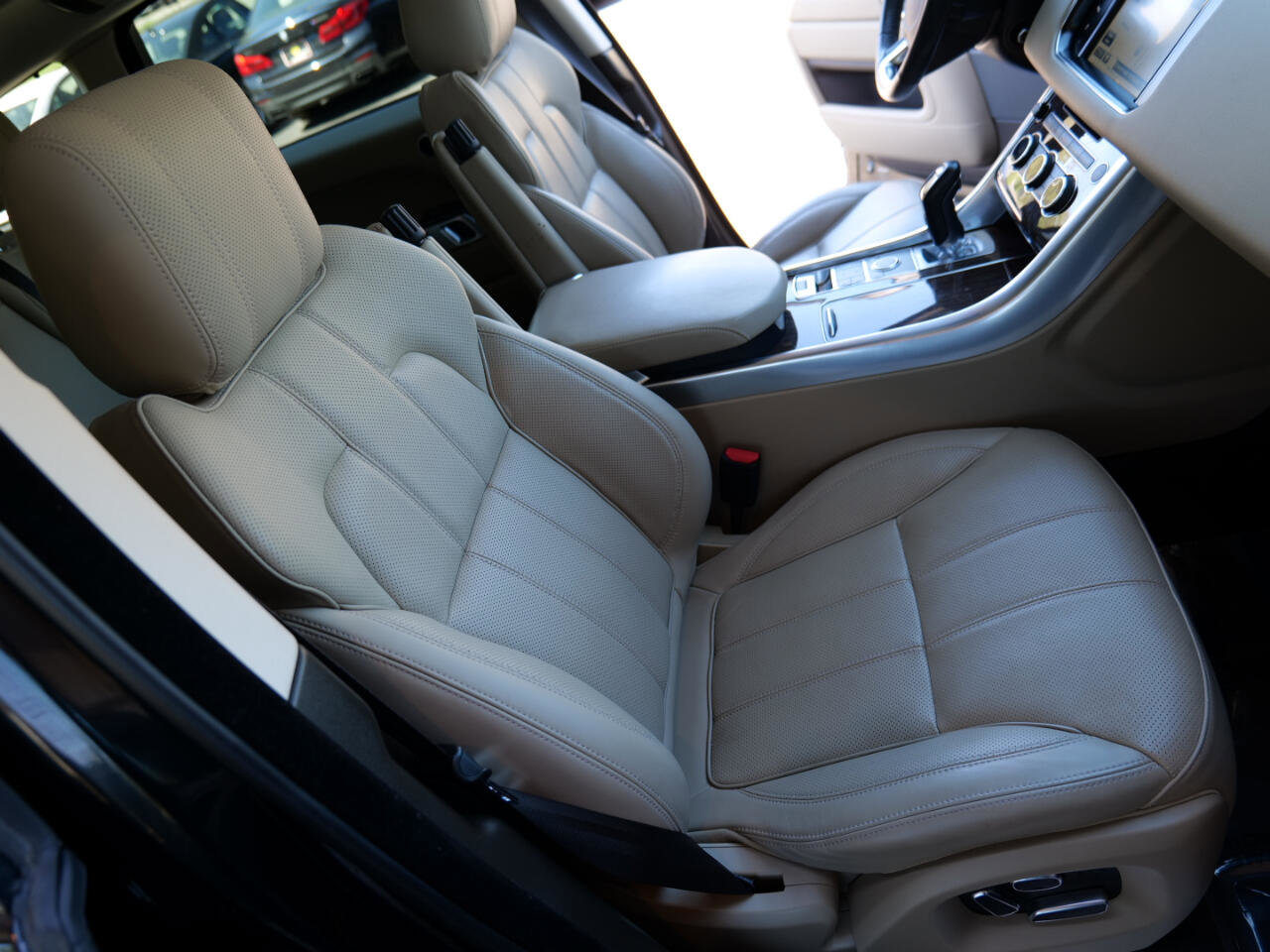 Used 2015 Land Rover Range Rover Sport HSE image 37