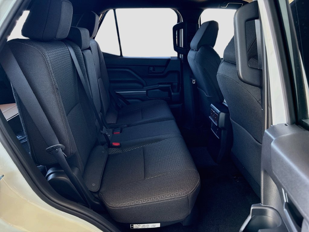 New 2026 Toyota 4Runner SR5 AWD/4WD image 21