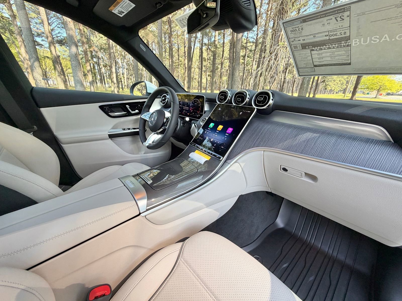 New 2026 Mercedes-Benz GLC 300 image 16