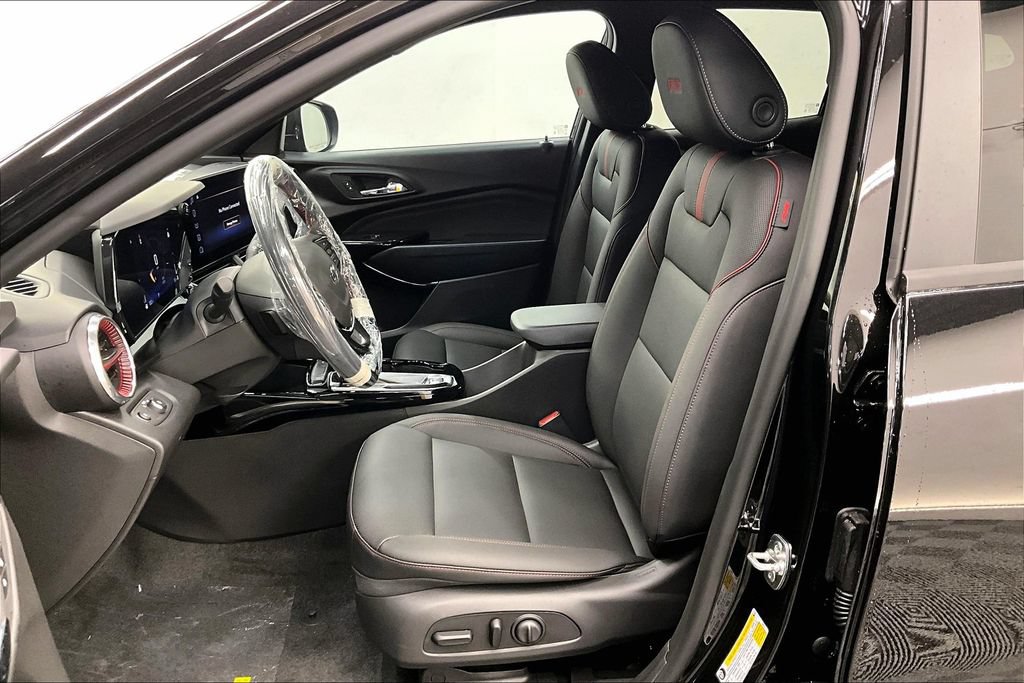 New 2026 Chevrolet Trax RS w/ Driver Confidence Package FWD image 9