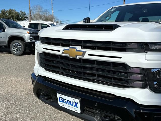 New 2025 Chevrolet Low Cab Forward 5500XD RWD image 3
