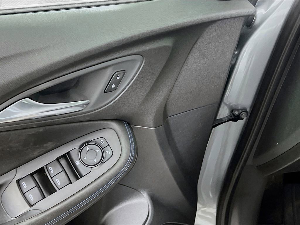 Certified 2025 Buick Encore GX Sport Touring w/ Advanced Technology Package image 14