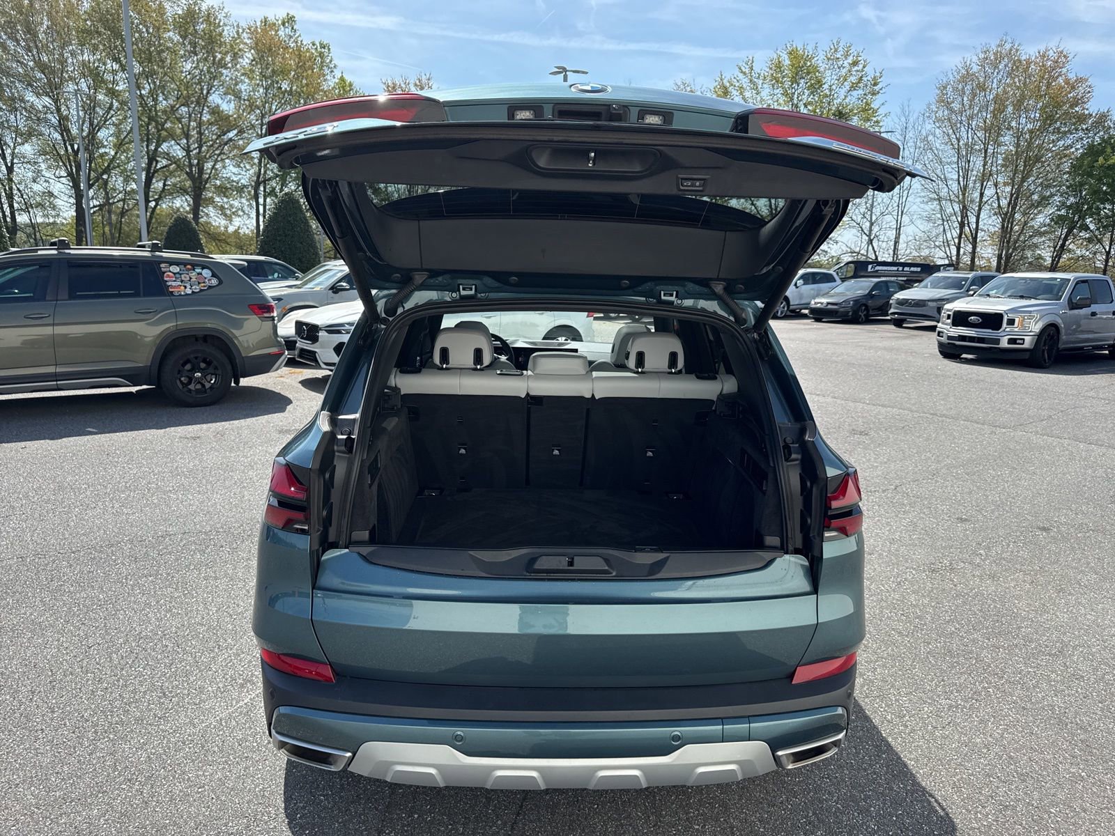 Used 2024 BMW X5 sDrive40i w/ Premium Package image 10