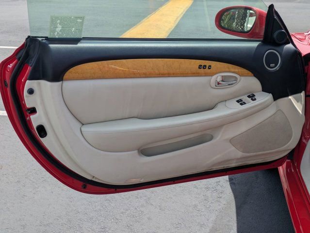 Used 2005 Lexus SC 430 Convertible image 14