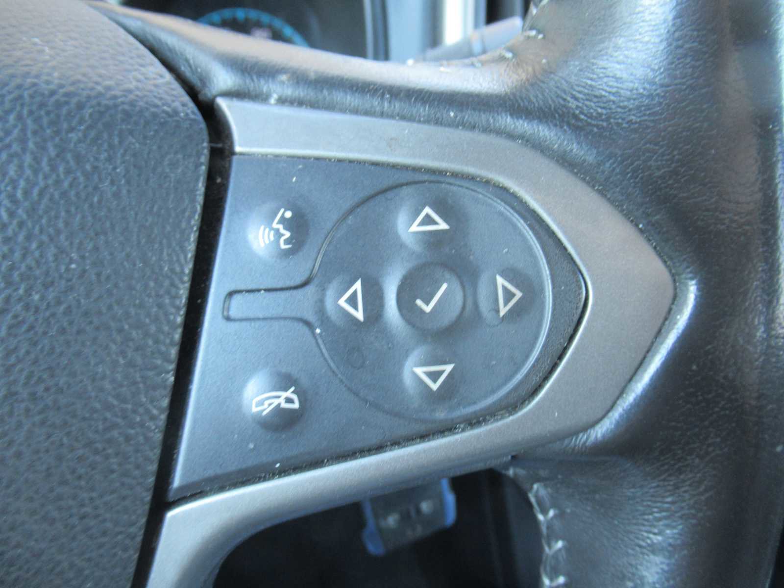 Used 2018 Chevrolet Colorado Z71 image 27