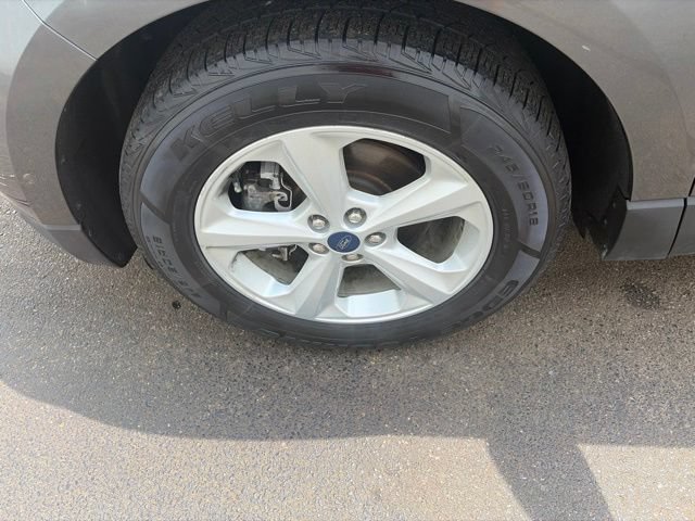 Used 2020 Ford Edge SE FWD image 43