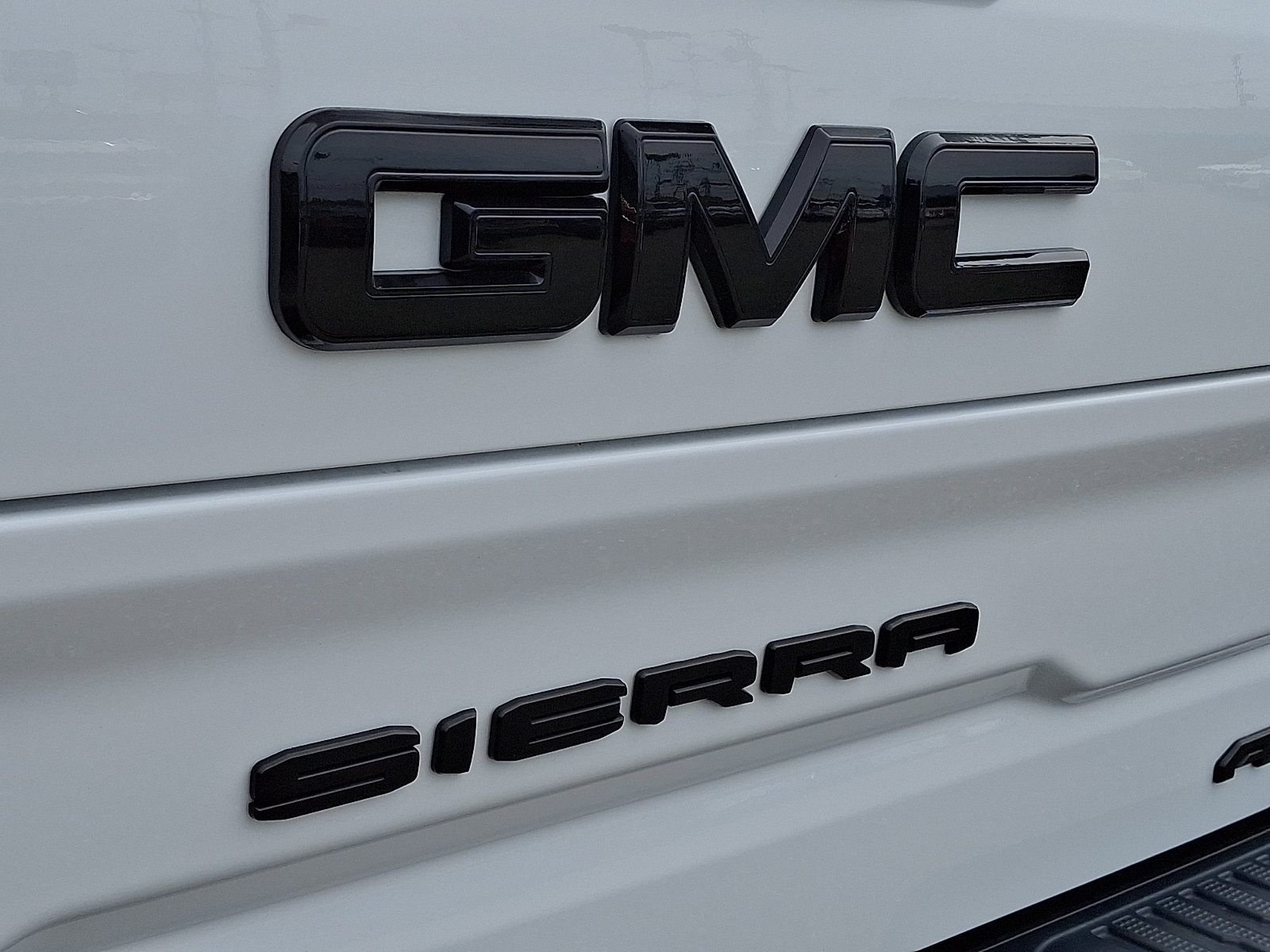 Certified 2024 GMC Sierra 1500 AT4 w/ Technology Package AWD/4WD image 32