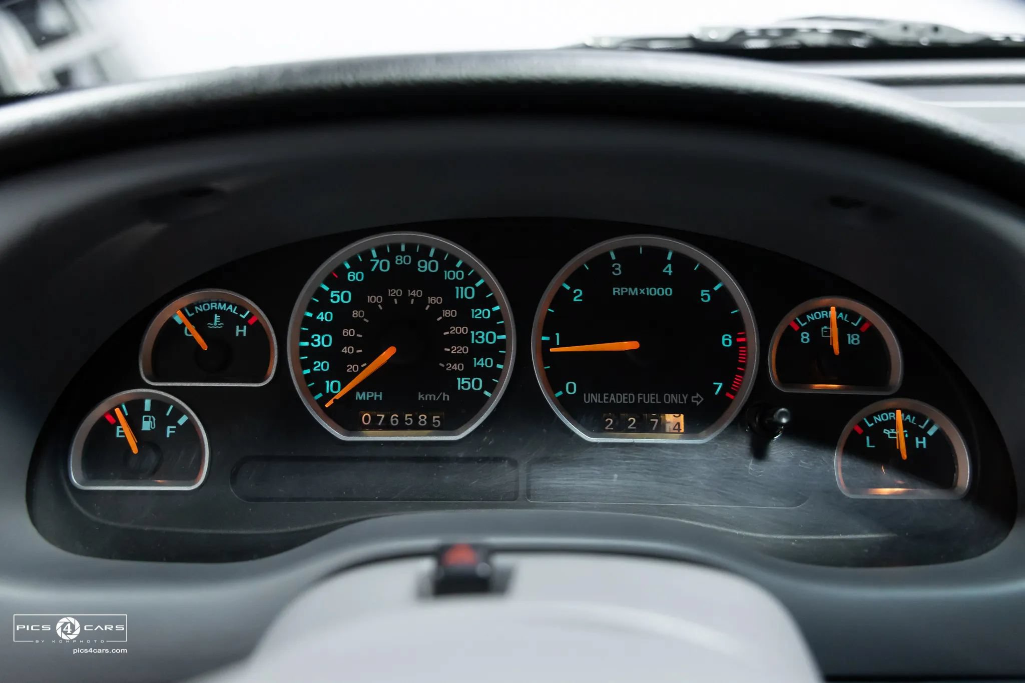 Used 1994 Ford Mustang GT RWD image 7