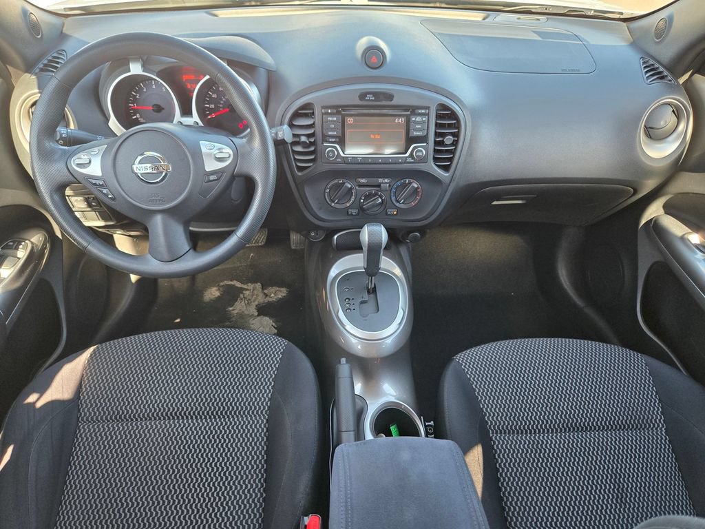 Used 2016 Nissan Juke S FWD image 11