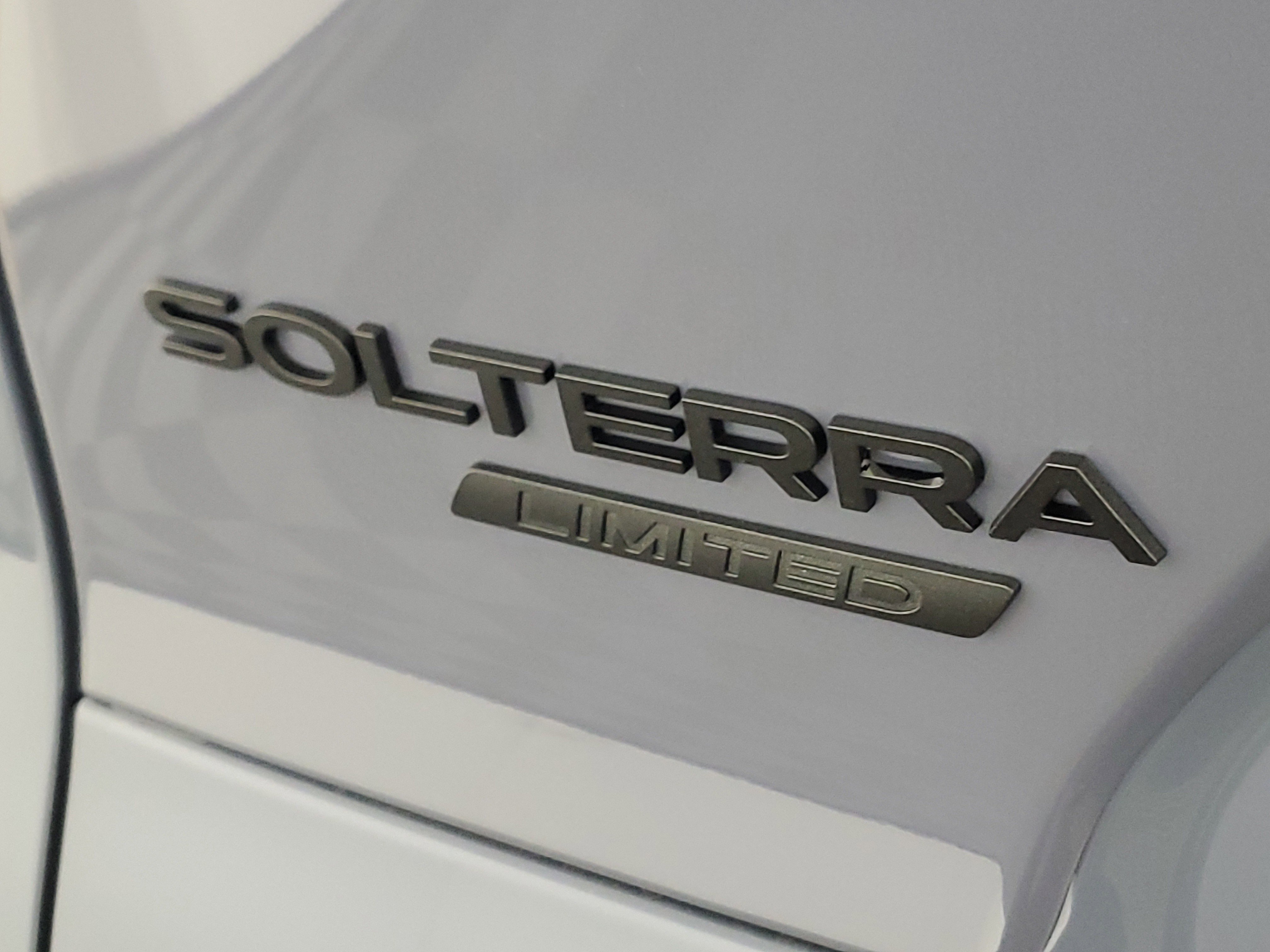 New 2026 Subaru Solterra Limited image 32