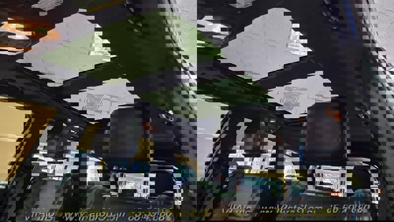 Used 2014 Jeep Grand Cherokee Limited w/ Luxury Group II image 28