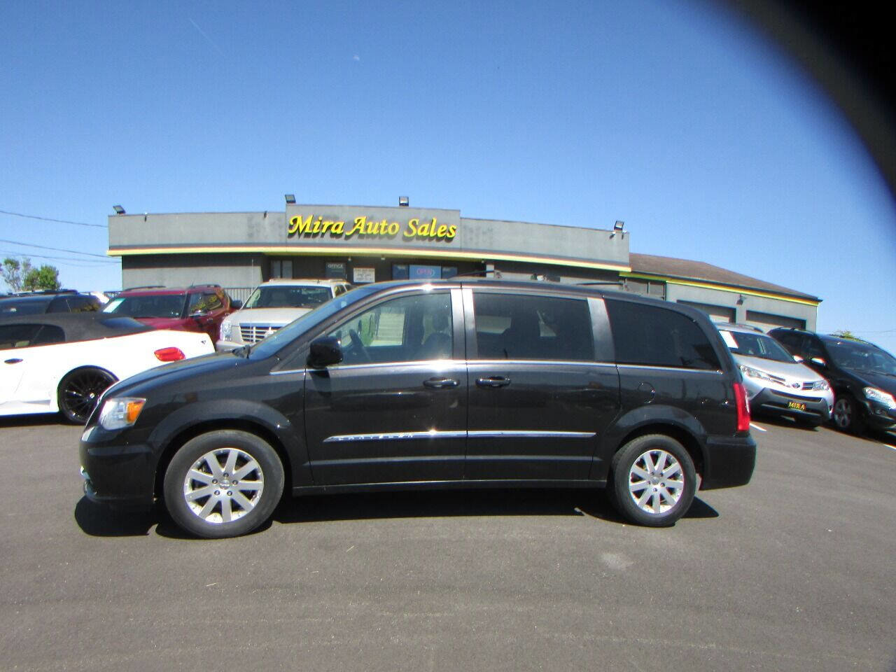 Used 2015 Chrysler Town & Country Touring