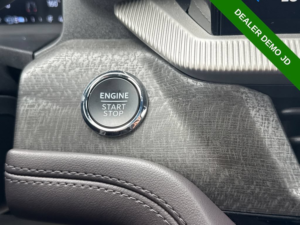 Used 2025 Ford Explorer Platinum AWD/4WD image 37