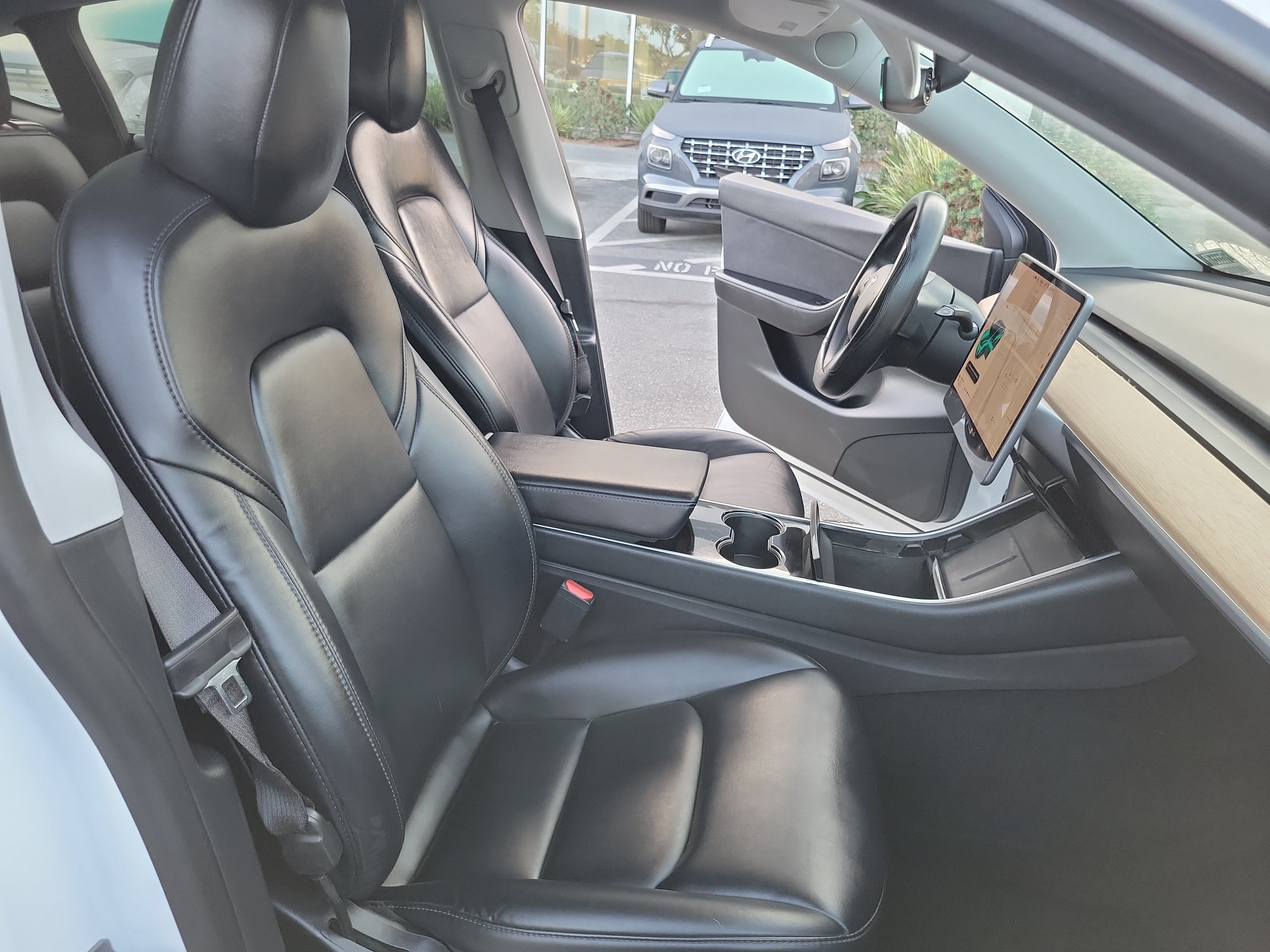 Used 2020 Tesla Model Y Long Range AWD/4WD image 21