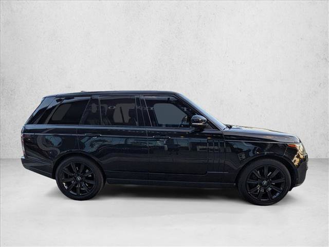 Used 2017 Land Rover Range Rover HSE image 4