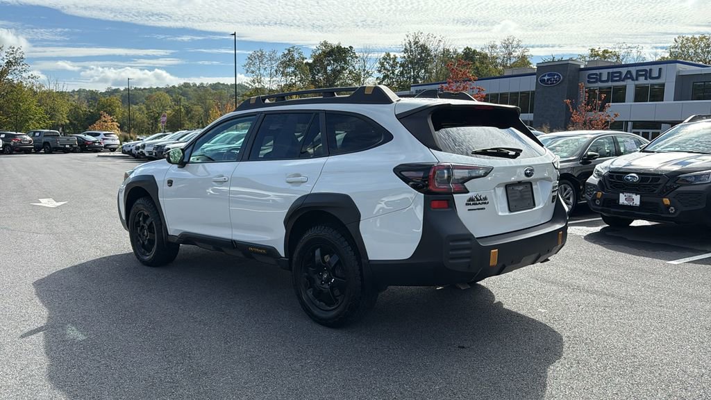 Certified 2022 Subaru Outback Wilderness image 5