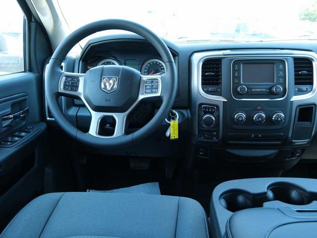 Used 2023 RAM 1500 Classic SLT AWD/4WD image 26