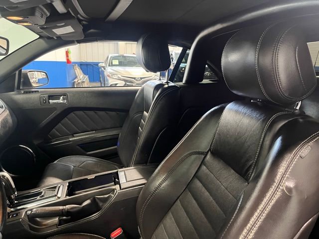 Used 2013 Ford Mustang GT Premium w/ Brembo Brake Pkg image 16