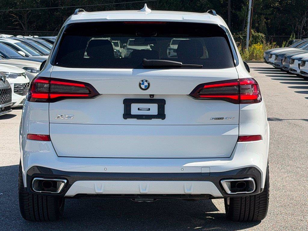 Used 2023 BMW X5 sDrive40i w/ M Sport Package RWD image 3