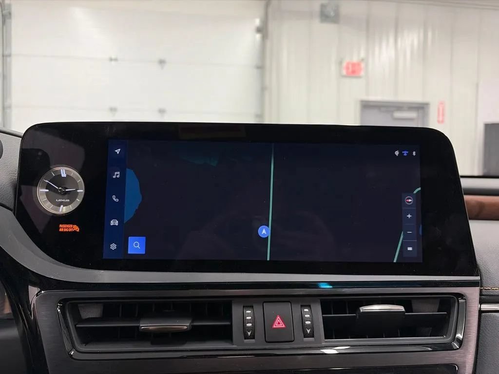 Used 2025 Lexus ES 250 w/ Premium Package AWD/4WD image 22