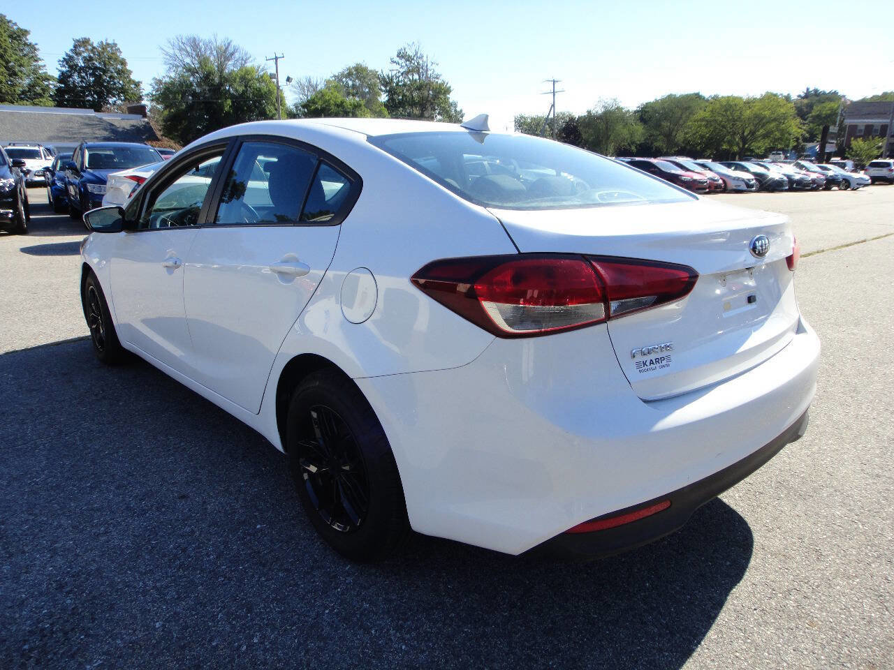 Used 2017 Kia Forte LX w/ LX Popular Package FWD image 4