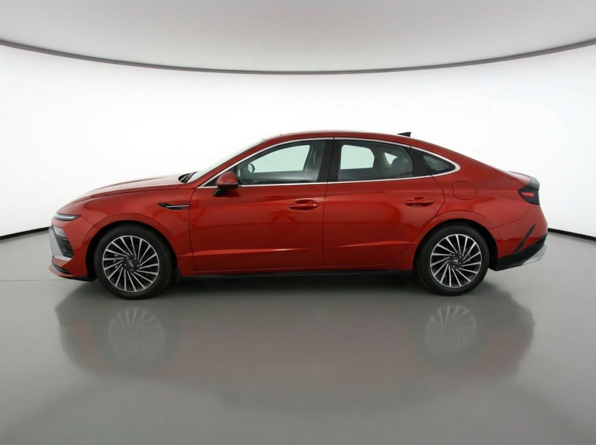 Used 2025 Hyundai Sonata SEL FWD image 5