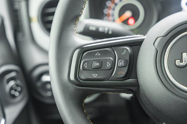 Used 2024 Jeep Wrangler Sport S image 38