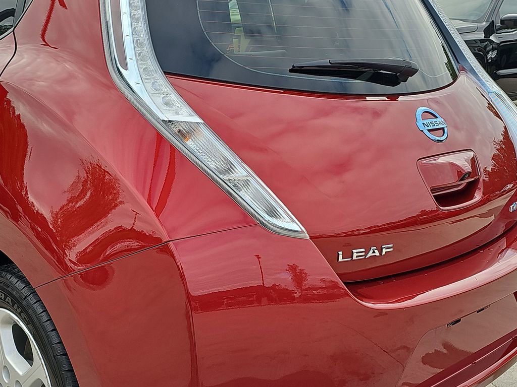 Used 2014 Nissan Leaf SV w/ LED & Quick Charge Package image 35