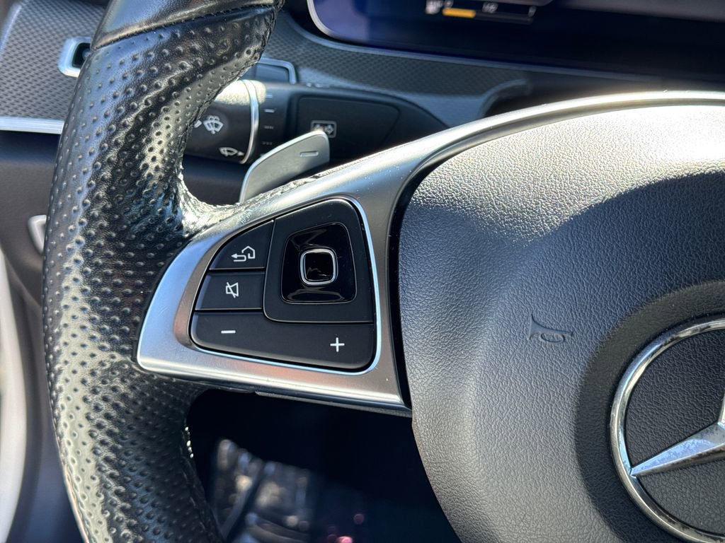 Used 2018 Mercedes-Benz E 400 E 400 image 22