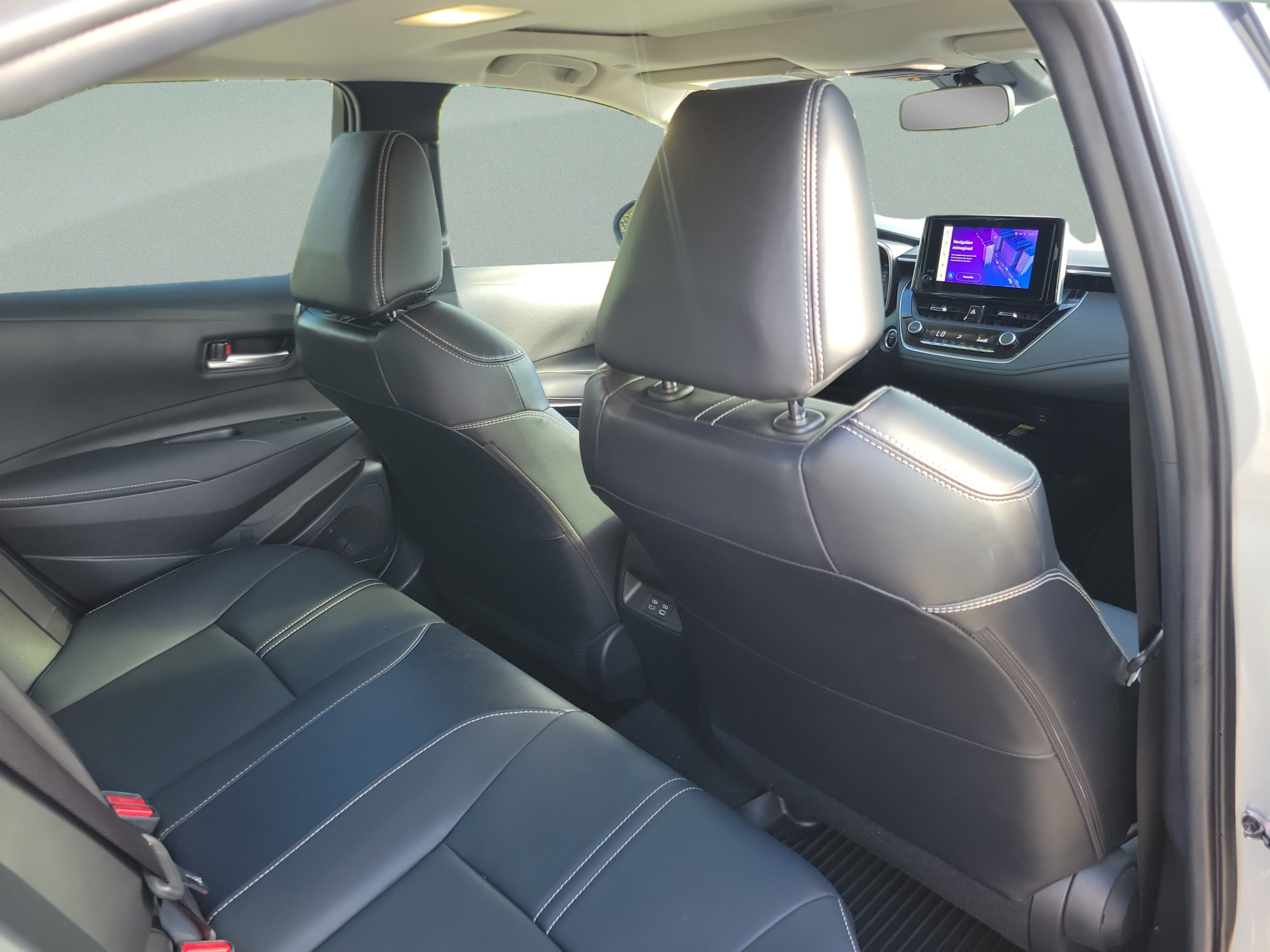 Certified 2023 Toyota Corolla XLE FWD image 25